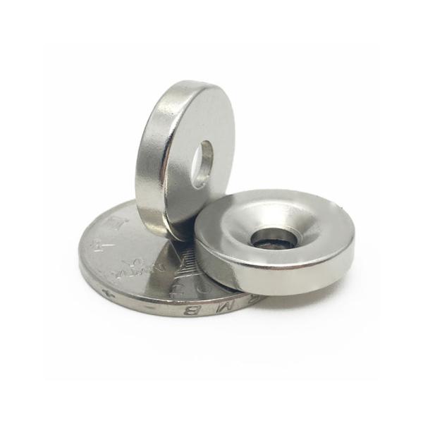 Strong Ring Countersunk NdFeB Neodymium Magnet With Screw Holes N42