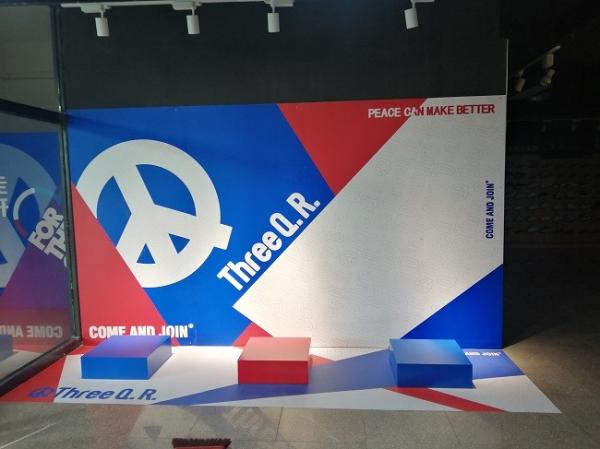 Adhesive Floor 0.36mm Custom Sticker Posters