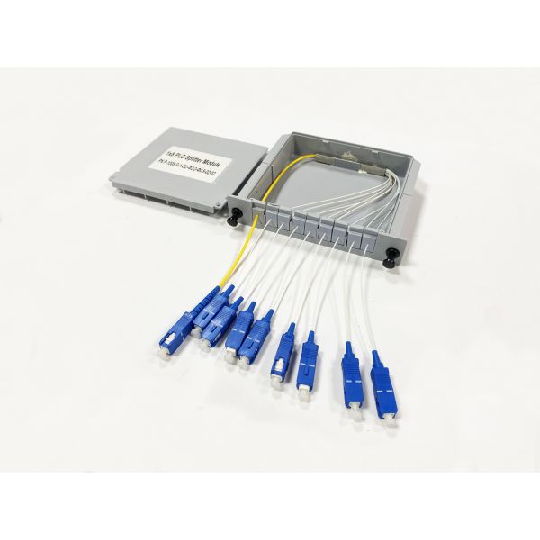 1x8 Fiber Optic Splitter Module Ideal for Passive Optical Networks and Signal Distribution in Telecommunication Systems