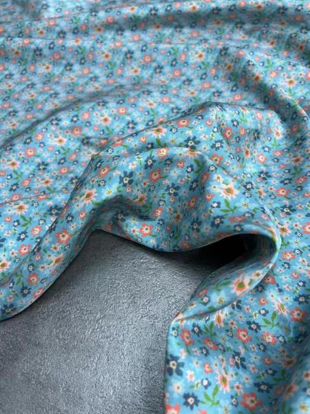 100% Silk Elastic Twill 20MM Anti-Wrinkle for Girl fashion Dress with luxury OEM designs