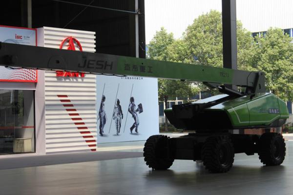 160° Telescopic Manlift Platform Capacity 360kgs On Ariel Work Platform