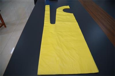 LDPE HDPE Material Disposable Polythene Aprons For Food Processing / Healthcare