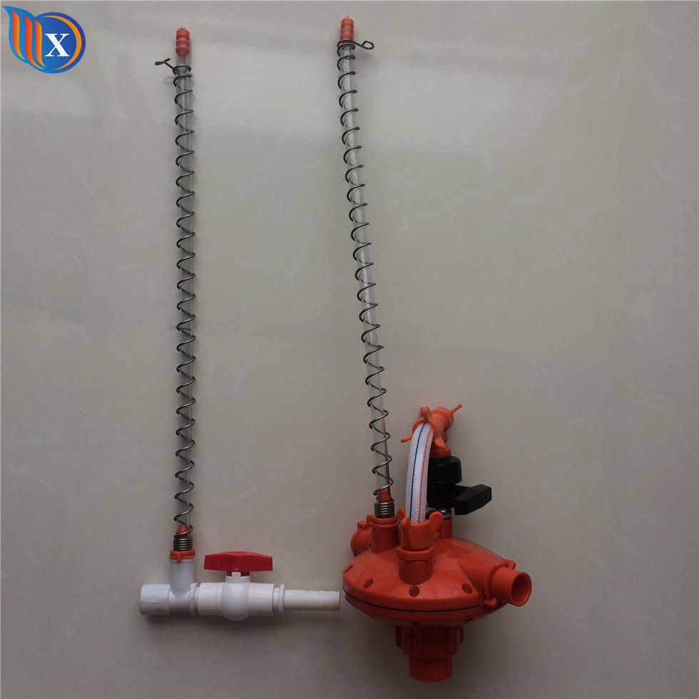 Регулятор давления воды птицы ABS для цыпленка Waterer