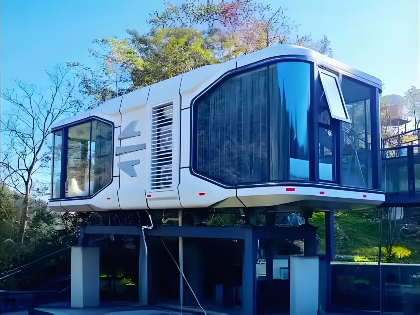 Modern Micro Luxury Stylish Glamping Capsule Intelligent Space System-Prefab Container House Modular Tiny House Design
