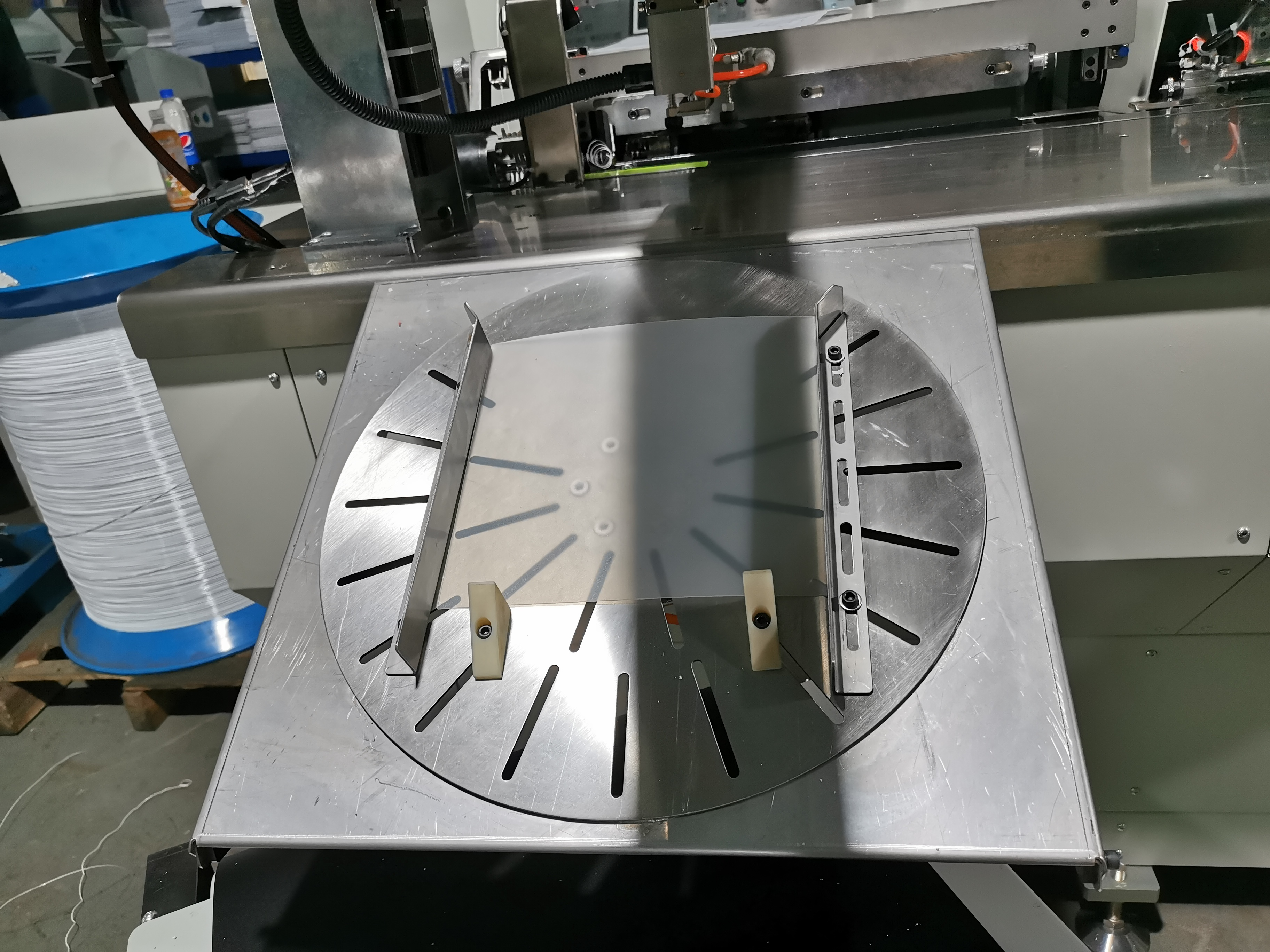 Electric Automatic  Spiral Coil Binding Machine with Punching Max 420mm Width Heavy Duty Office Book Binder High Speed