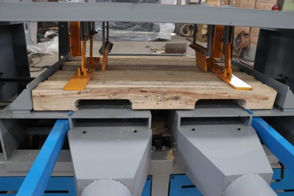 Máquina de trituração de madeira de Notcher /slot da pálete de Stringer Notching Machine /Wood da pálete