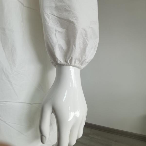 Traje desechable anti-espuma anti-estático a prueba de agua para un stock adecuado