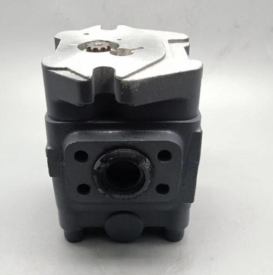 Pilot pump/Gear pump of excavator Hitachi EX60 Hydraulic piston pump parts/replacement parts