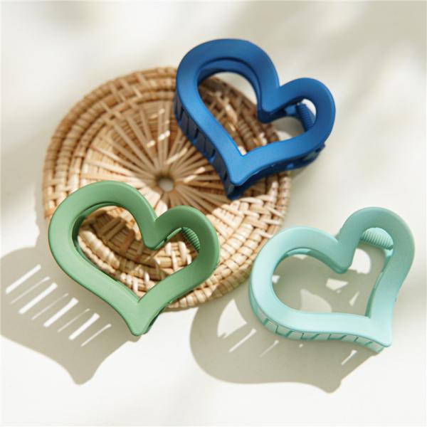 Candy color love heart resin girls grab clip store accessories ins hairpin plastic new clip headwear spot wholesale