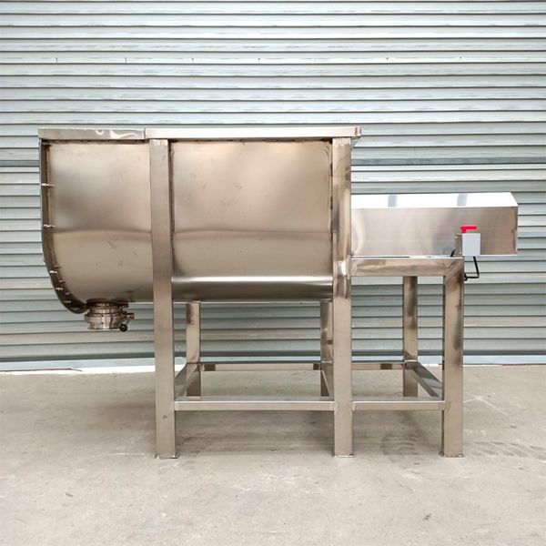 Custom U-Type Mixer (Horizontal Twin-Screw Mixer) High-efficiency, multi-functional powder mixing equipment for blending powdered materials, suitable for food, chemical, and ceramic industries.