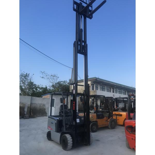 Compact Design Japan-Made TCM 2-Ton Used Electric Forklift With 5-Meter Lifting Height Electric Drive