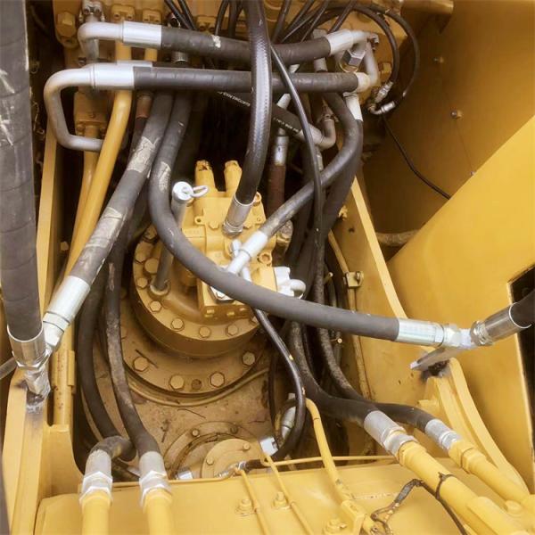 Fabricada no Japão, escavadeira usada Cat 320C com peças originais.