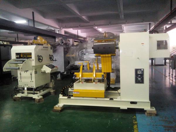 Punch Automatic Feeding Equipment , NC Leveller Feeder Sheet Metal Stamping Processing