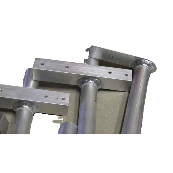 Лицензионный логотип Tig Лазерная сварка Алюминий Нержавеющая сталь Железные трубы/трубы Сварные части