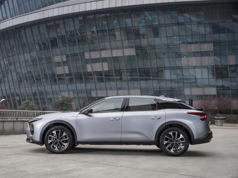 Max Speed 221km/H Petrol Sedan Gasoline Adult Electric Car AWD Drive