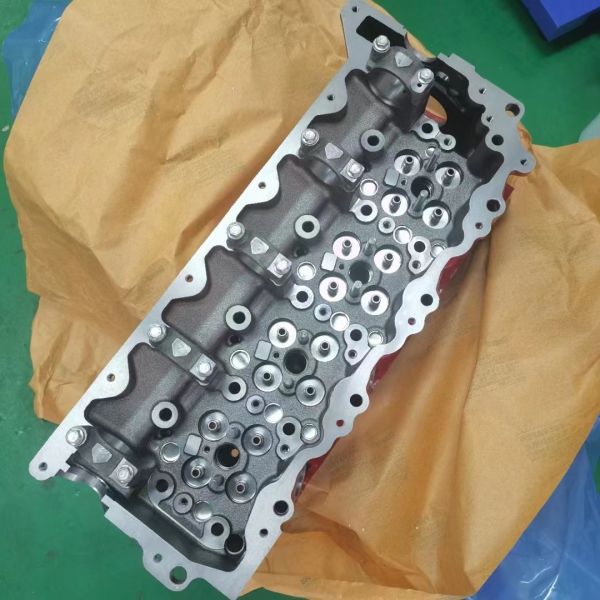 SK200-8 SK210-8 SK250-8 SK260-8 J05E Cylinder Head for Hino Engine VH111014950A