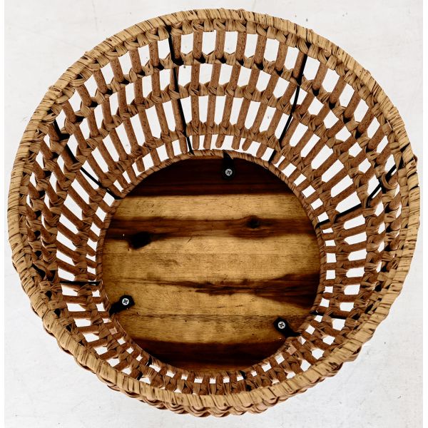 Factory Direct Sale Metal Frame Wooden Legs  PE Rattan Artificial Weaving Popular Flower Stand with Wooden Base
