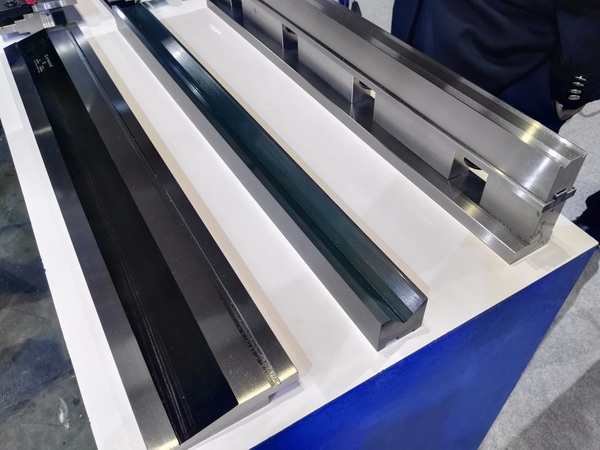 пресса CNC отверстия v раздела 315mm Multi тормозит оборудовать, гибочные инструменты металла