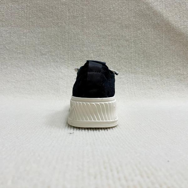 Women fashion fisherman shoes with breathable meth surface