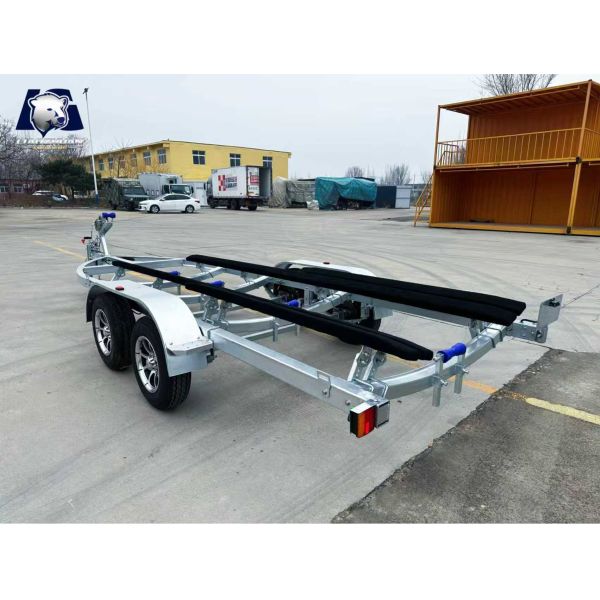 Dual-Axle Boat and Jet Ski Trailer with 2000kg ATM Capacity and Hot-Dip Galvanized Steel Construction