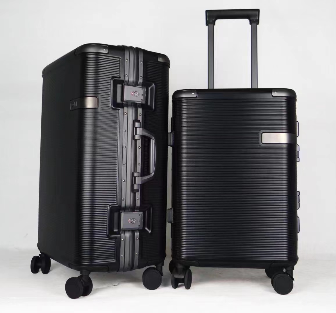 2024 Unisex Luxury Aluminum Frame Trolley Luggage Hot Selling Carry-On Travel Bag TSA Lock Spinner Caster PC Material Suitcase