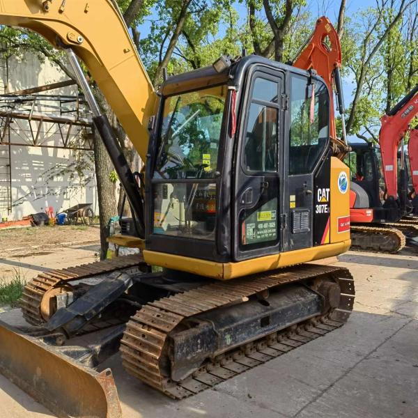 Used Caterpillar 307E2 Mini Hydraulic Excavator 7.1t 39.7 kW