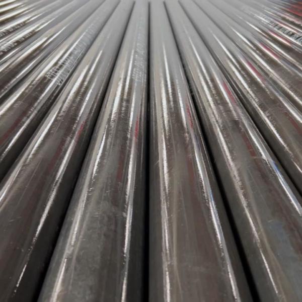 Tube de forage sans soudure 4140 pour puits de pétrole, tubage de forage, train de tiges pour forage de puits de pétrole avec une grande rectitude