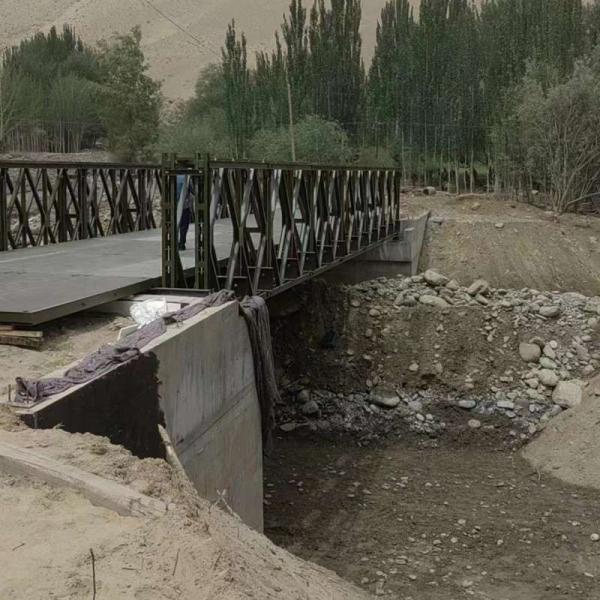 Traditional Prefabricated Steel Bridge Steel Cable Suspension Bridge