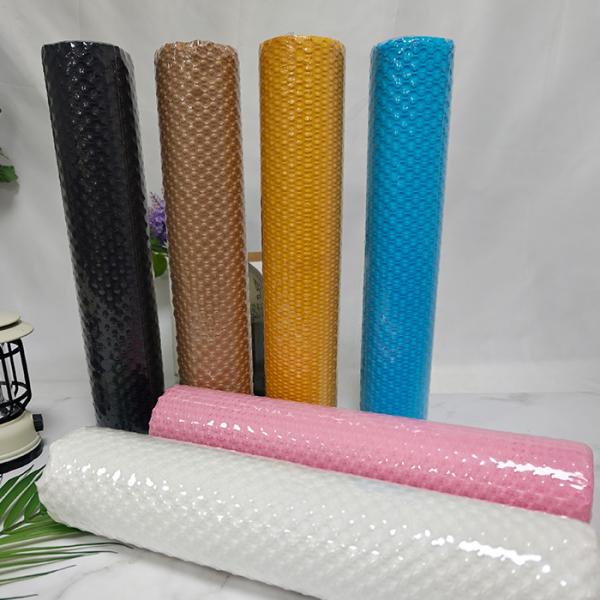 Rollo de papel kraft gofrado de 80G-120G 700x700mm para embalaje ecológico