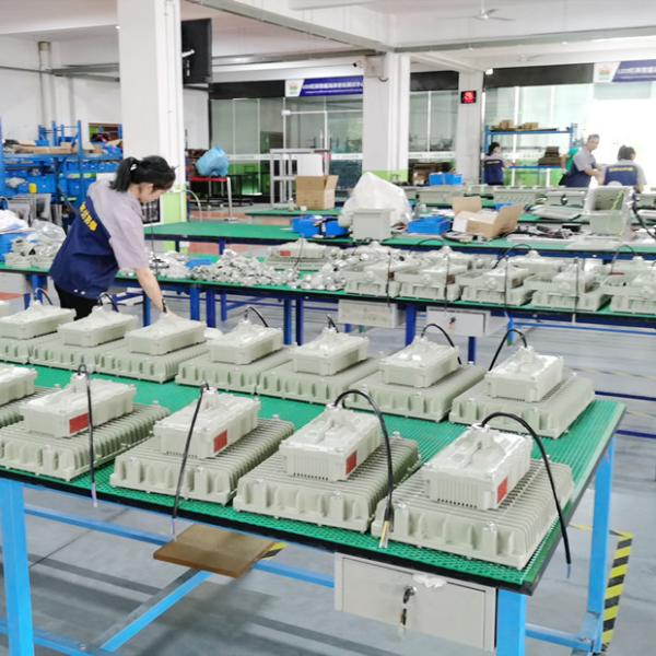 Залив зоны 2 Atex взрывозащищенный высокий привел освещение минирования площадки для бадминтона светов 6000k 150w