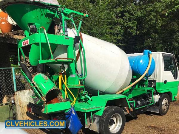 ISUZU ELF 1.5CBM Self Loading Mobile Concrete Cement Mixer Construction Truck