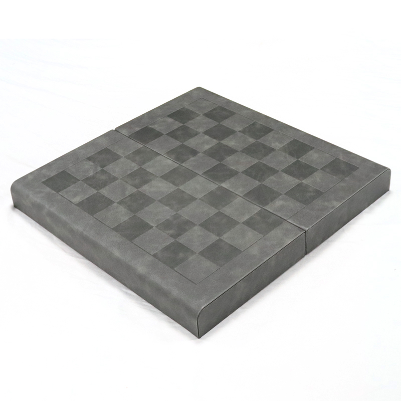 Durable Zinc Alloy Foldable Chess Set with Customizable Logo - Metal Chessboard for Family-Friendly Game