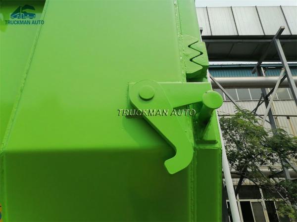 U Shape Bucket 10 Wheel SINOTRUK HOWO Tipper Truck With Tubeless Tire