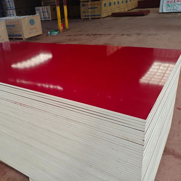 Customized Film Faced Shuttering Plywood Reusable 18mm BWR Plywood For Concrete Molding