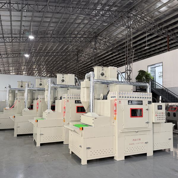 Conveyor Type Dustless Automatic Sandblasting Machine