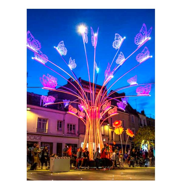 Custom Outdoor Large Color Butterfly Mascot Sculpture LED Lights Creative Square Street Light