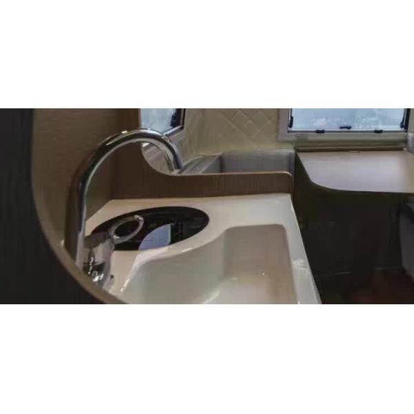 Облегченные трейлеры каравана туриста с системой соединения АлКо