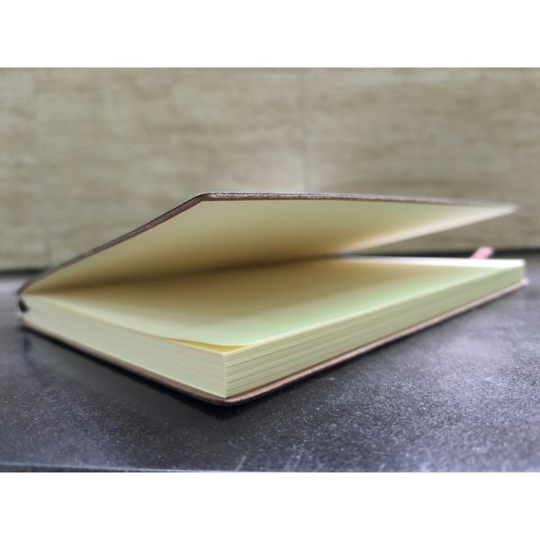 Semi-Automatic Notebook Binding Machine with 1.5kw Power 17 PCS/MIN Speed and 60mm Thickness for Soft Cover and Children Books