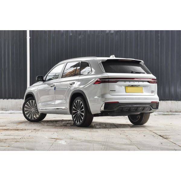 2025 Geely Xingyue L 5-Seater High-Efficiency Light Fabric Automatic Manual 2.0T New SUV Gasoline Car