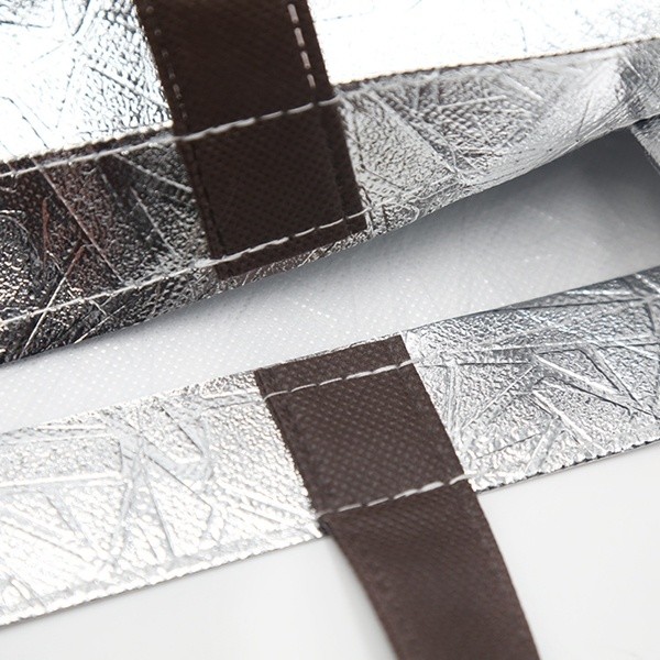100gsmSilver color  black handle Aluminum film Non Woven Tote Shopping Bag with  fastener