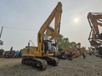 Máquina excavadora Komatsu PC160 de gran alcance y de uso masivo. Altura de excavación máxima de 8980 mm, capacidad de cubo de 0,65 m3