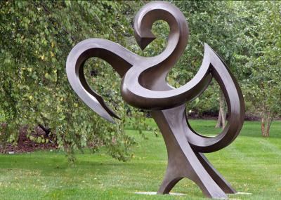 Estátuas de bronze decorativas da paisagem do parque que lustram vários tamanhos de terminação
