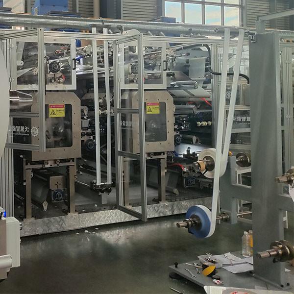 2025 New Intelligent Full Servo Adult Diaper Production Line Automatic Operation with CE