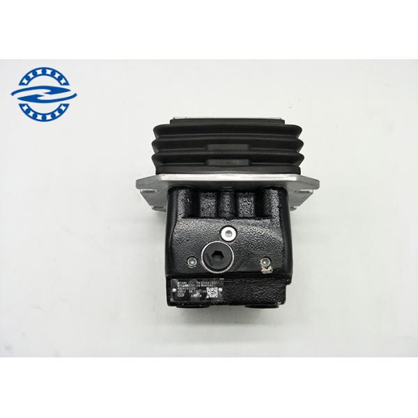 Sk210-8 Sk250-8 SK200-8 Foot Pedal Valve YN30V00105F1 YN30V00105F2 YN30V00105F3