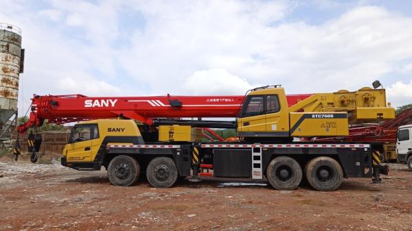 Utilisé 75T 15 ans Sy camion mobile grue 75 tonnes Inventaire de la société pour l'achat direct