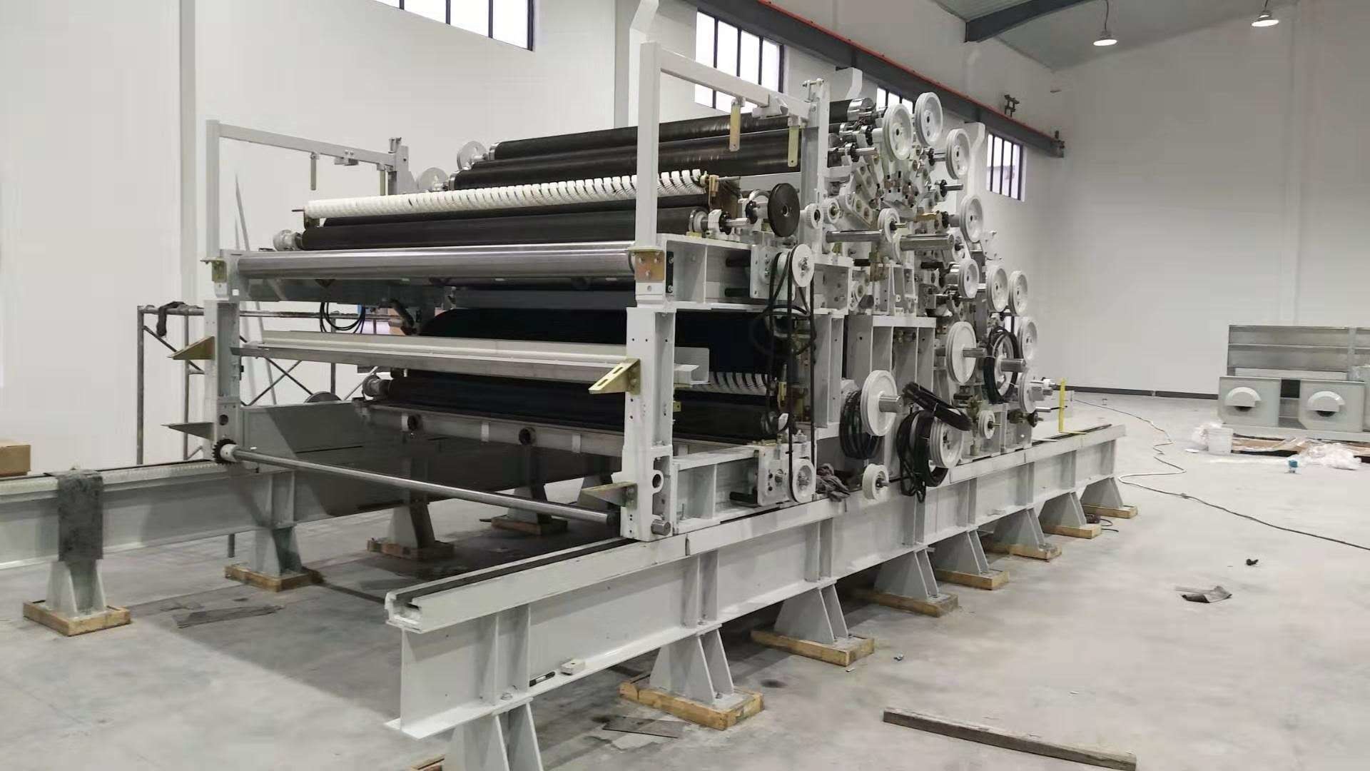 кардочесальная машина нового цилиндра дизайна 100m/min высокоскоростного двойного nonwoven для шерстей
