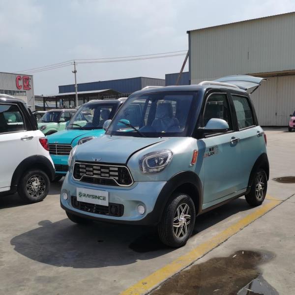 Latest design electric car new style mini car family use electric vehicle with 4 doors 4 seats for adults  drive