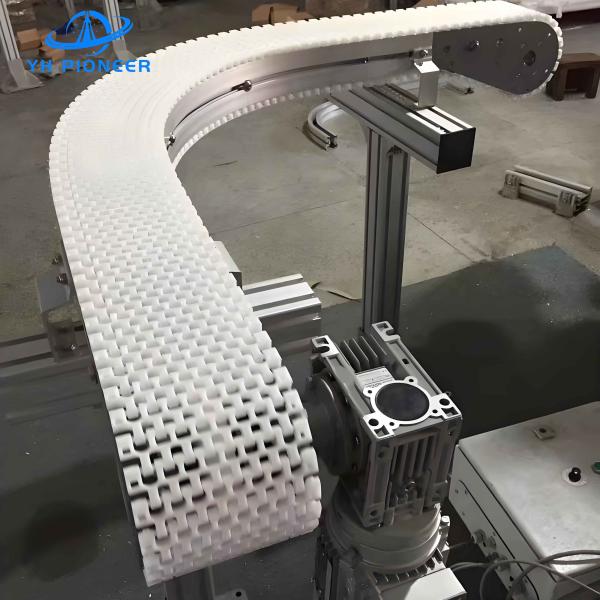 High Flexibility Flexible Chain Conveyor Machine For Food And Beverage Industry