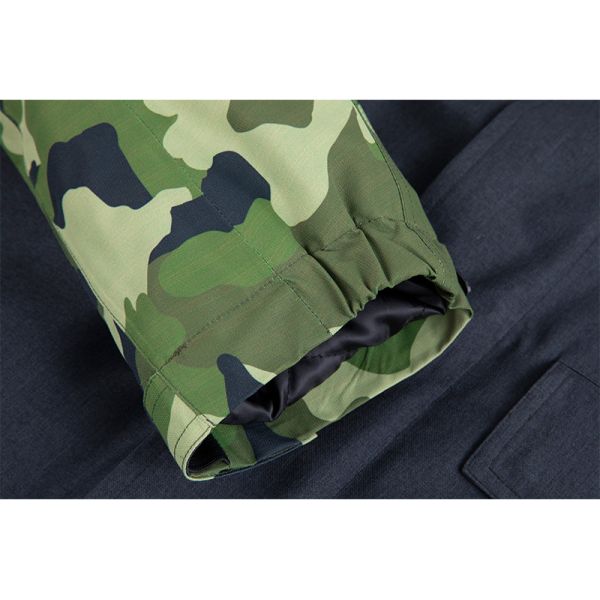 Outdoor Functional Camouflage Hunting Jackets Waterproof Windproof For All Weather