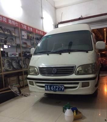 15 Seats Mini Bus Van , Van Mini Bus White High Roof Gasoline Engine